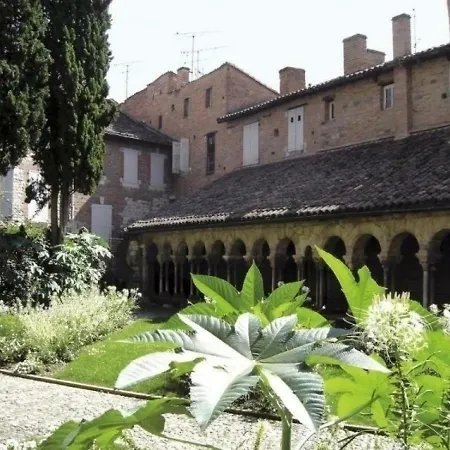 House Le Sainte Cecile